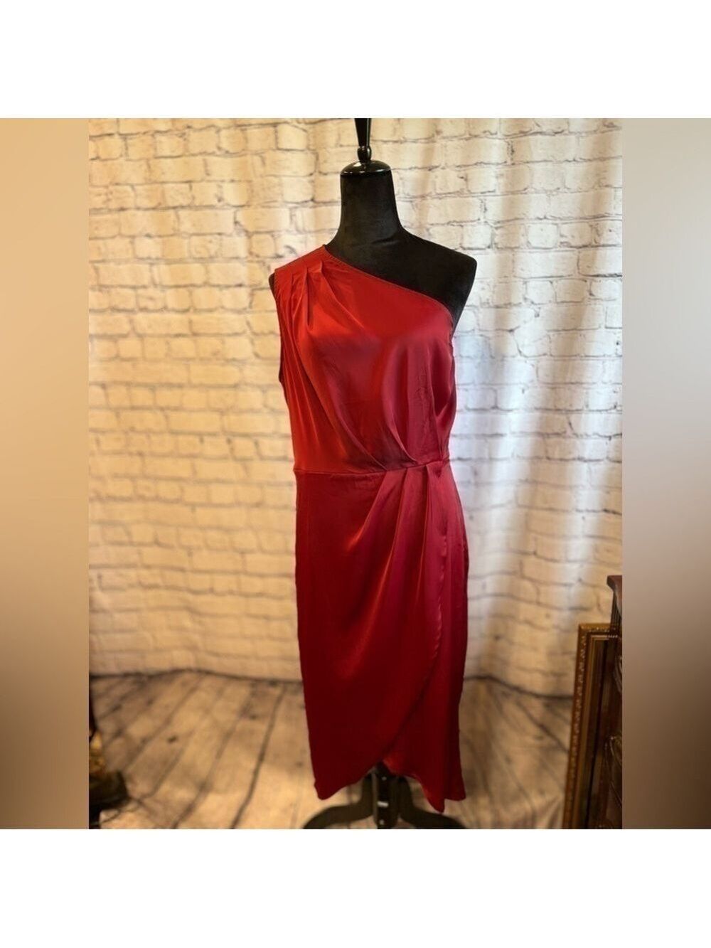 Pretty Garden Res One Shoulder Dress size M. NWT - Picture 6 of 16